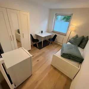 Modern In Central Station Apartment