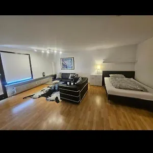 Easy Apartment